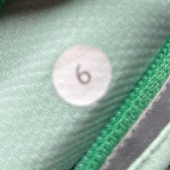 LULULEMON Run: Pace Crop Green Size 6 - Picture 7 of 12